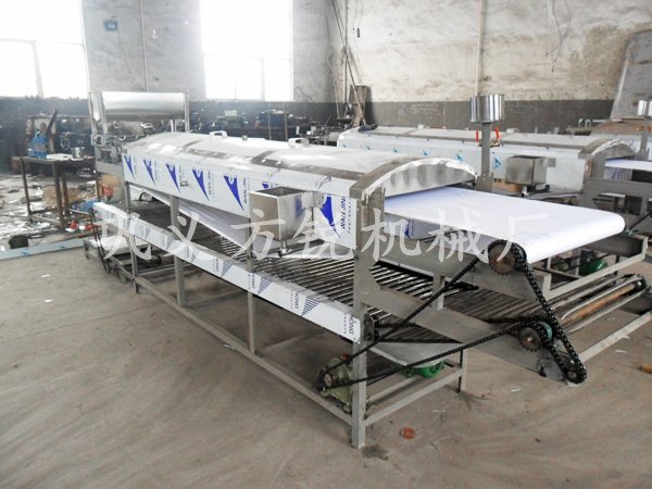 涼皮機發(fā)貨現(xiàn)場