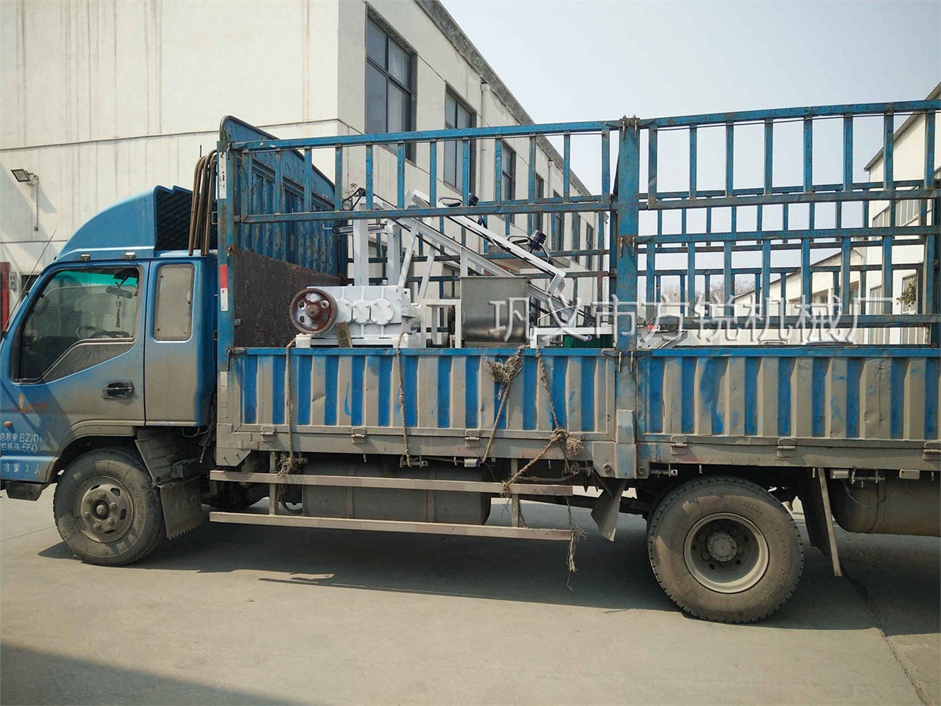 米線機發(fā)貨現(xiàn)場