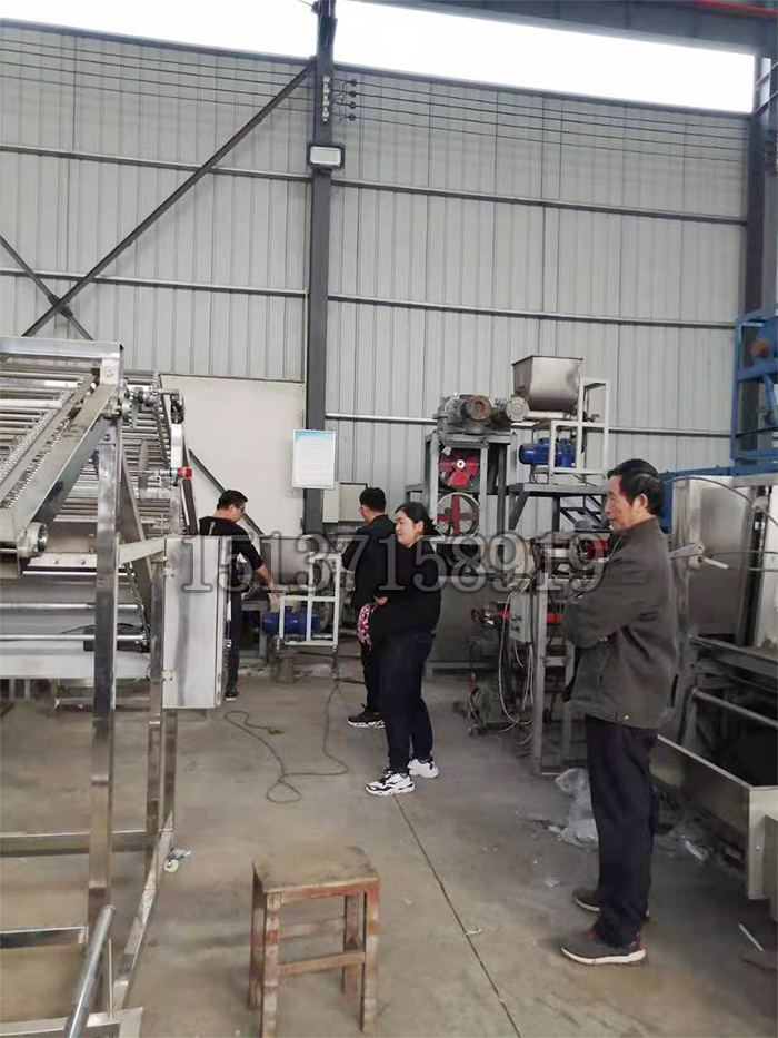 多功能米線機(jī) 多功能米線機(jī)