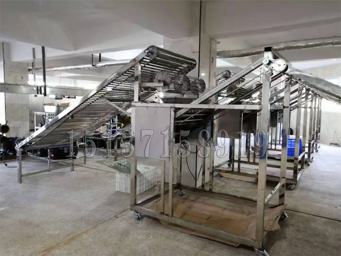 全自動米線機安裝現(xiàn)場 全自動米線機安裝現(xiàn)場