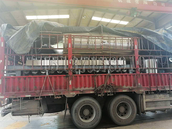 米粉搓絲機裝車發(fā)貨