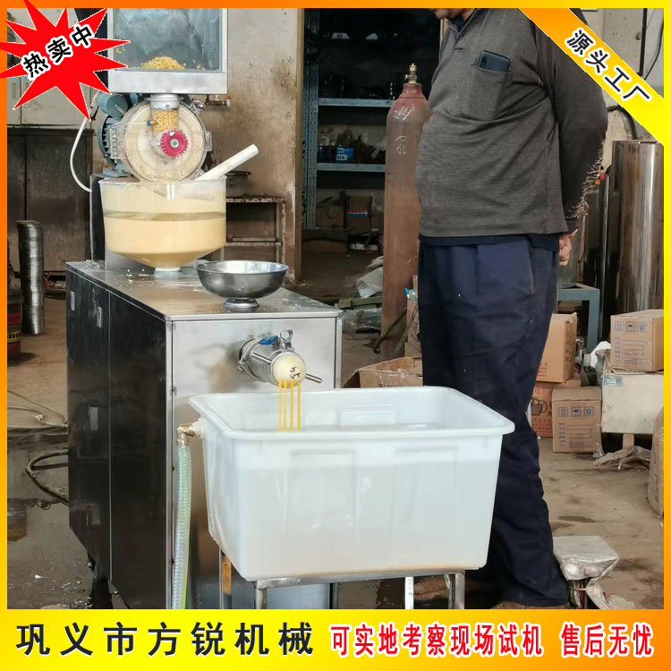 玉米面條機(jī) 玉米面條機(jī)